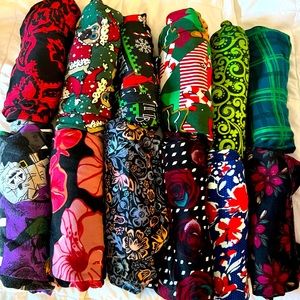LuLaRoe OS Leggings 12 total selling as a bundle not to separate